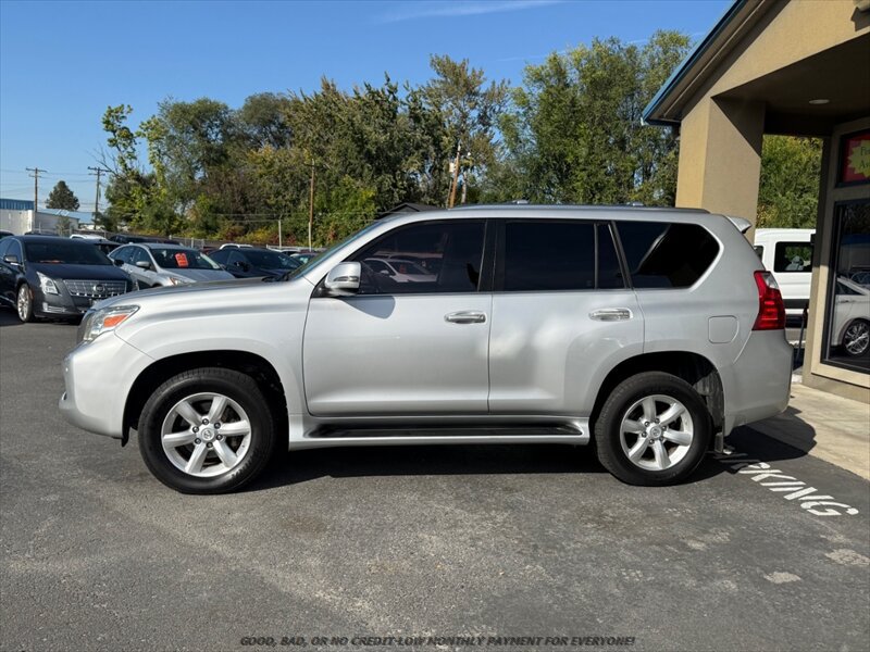 Used 2010 Lexus GX 460 w/ Convenience Pkg AWD/4WD image 4