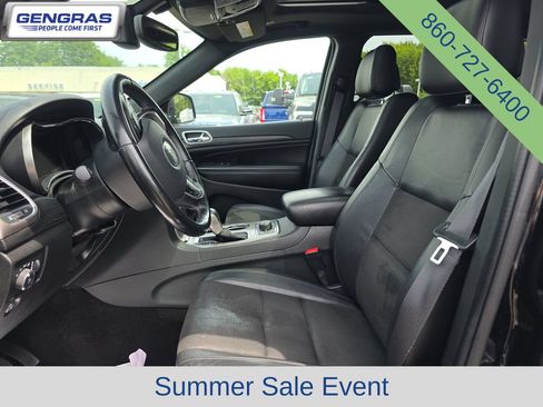 Used 2022 Jeep Grand Cherokee Laredo X AWD/4WD image 23