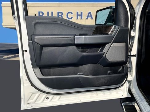 Used 2022 Ford F150 Lariat image 22