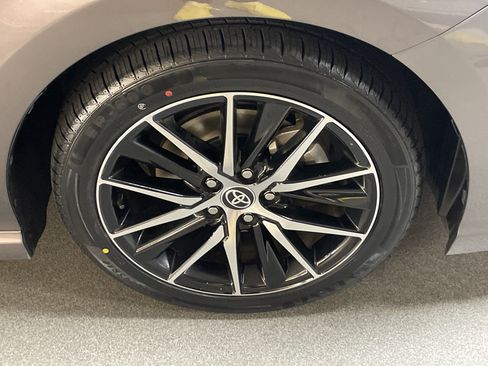 Certified 2023 Toyota Camry SE FWD image 13