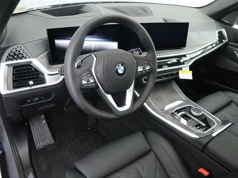 Used 2026 BMW X5 xDrive40i AWD/4WD image 10