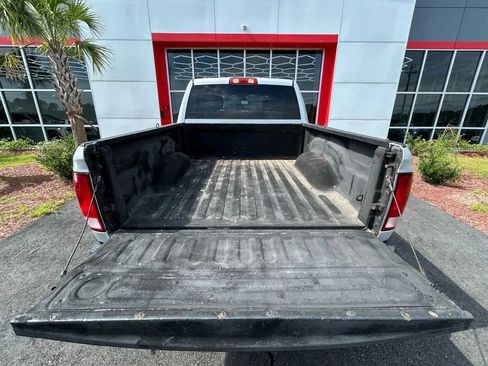 Used 2015 RAM 1500 Express image 18
