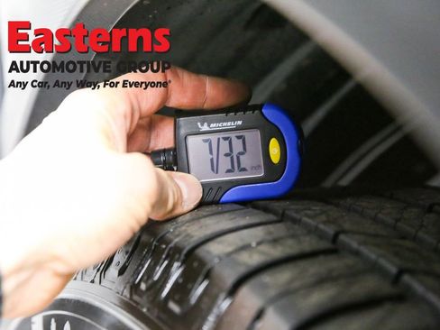 Used 2024 Subaru Ascent Premium w/ Convenience Package image 27