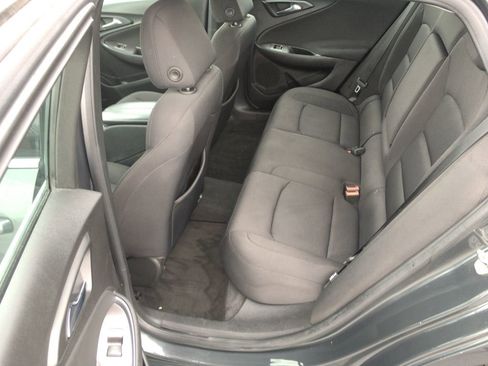 Used 2018 Chevrolet Malibu LT w/ Driver Confidence Package image 15