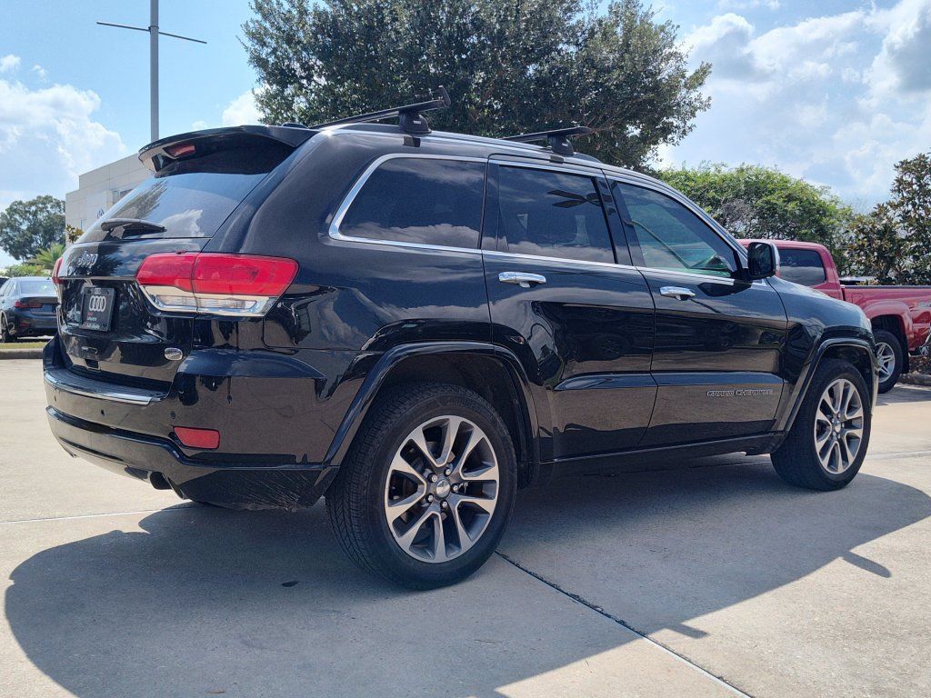 Used 2017 Jeep Grand Cherokee Overland RWD image 11
