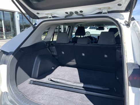 Used 2024 Toyota RAV4 XLE image 27
