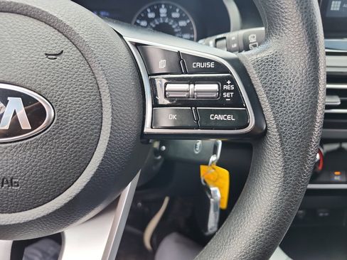 Used 2021 Kia Seltos LX AWD/4WD image 19