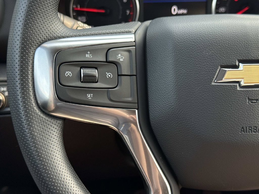 New 2026 Chevrolet Blazer LT w/ Convenience Package AWD/4WD image 6