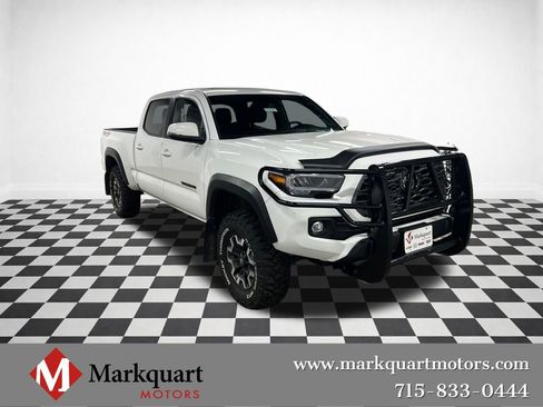 Used 2023 Toyota Tacoma TRD Off-Road w/ TRD Premium Off Road Package AWD/4WD image 1