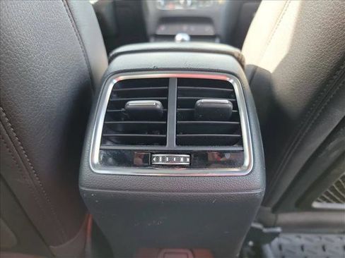 Used 2018 Audi Q3 2.0T Premium w/ Convenience Package FWD image 17