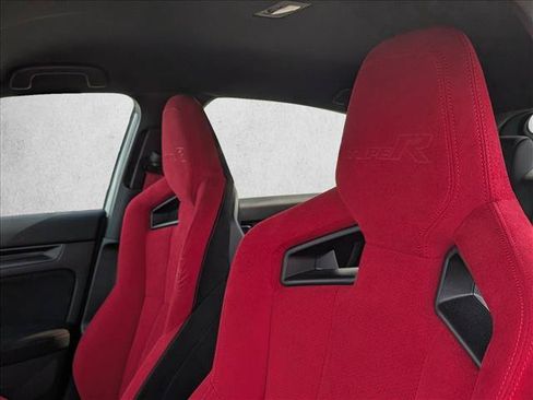 Used 2025 Honda Civic Type R image 14