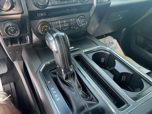 Used 2018 Ford F150 XLT w/ Equipment Group 302A Luxury AWD/4WD image 13