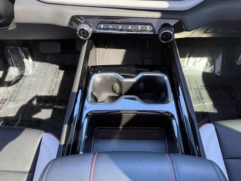 Used 2025 Chevrolet Silverado EV RST image 33