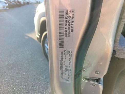 New 2026 Jeep Compass Latitude image 20