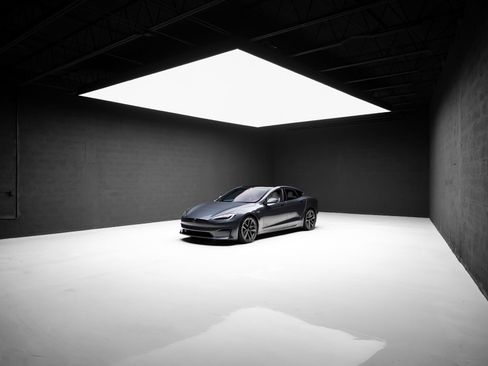 Used 2022 Tesla Model S AWD/4WD image 4