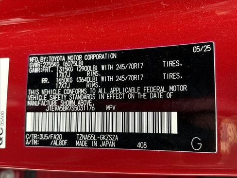 Certified 2025 Toyota 4Runner SR5 AWD/4WD image 27