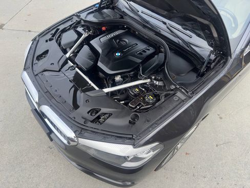 Used 2018 BMW 530i xDrive image 35