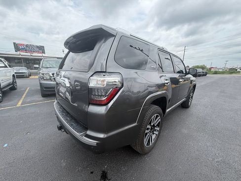 Used 2022 Toyota 4Runner Limited AWD/4WD image 3