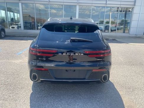 Used 2025 Genesis GV70 2.5T w/ Select Package image 5