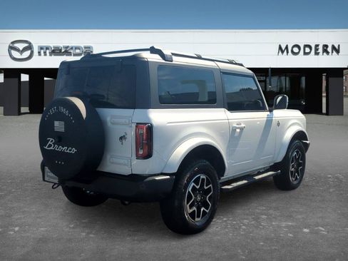 Used 2023 Ford Bronco Outer Banks AWD/4WD image 5