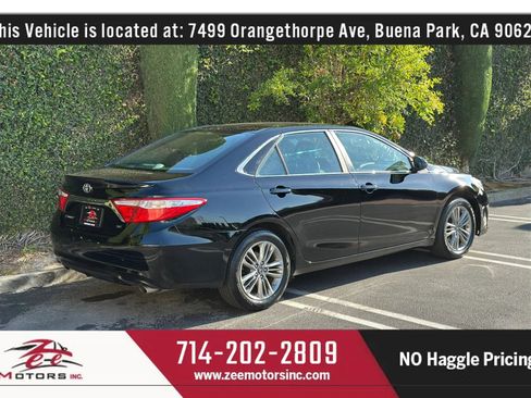 Used 2017 Toyota Camry SE FWD image 7