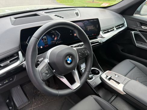 Used 2026 BMW X1 xDrive28i w/ Technology Package AWD/4WD image 10