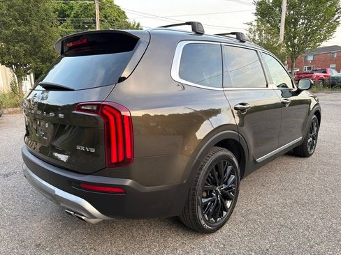 Certified 2021 Kia Telluride SX w/ SX Prestige Package AWD/4WD image 7