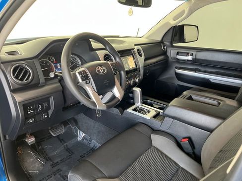 Used 2016 Toyota Tundra SR5 w/ SR5 Upgrade Package RWD image 19