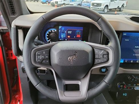 New 2023 Ford Bronco Wildtrak image 8