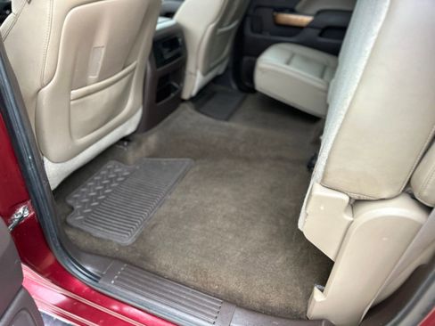 Used 2015 Chevrolet Silverado 2500 LTZ w/ LTZ Plus Package image 32