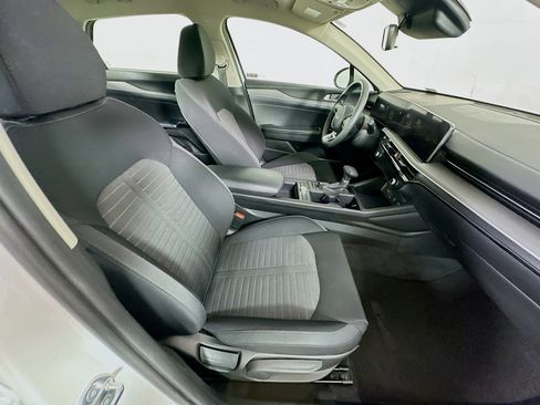 Used 2025 Kia K5 LXS image 29