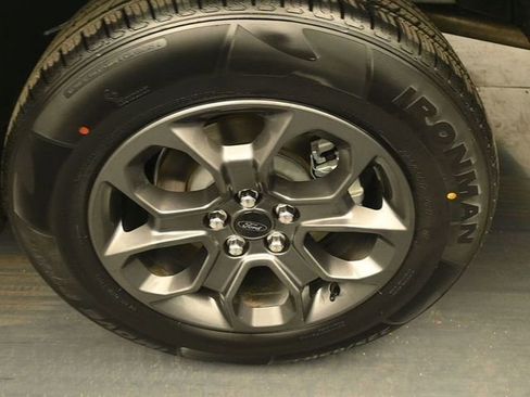 Used 2024 Ford Maverick XLT image 9