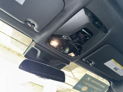 Used 2025 BMW X1 xDrive28i w/ Premium Package image 31