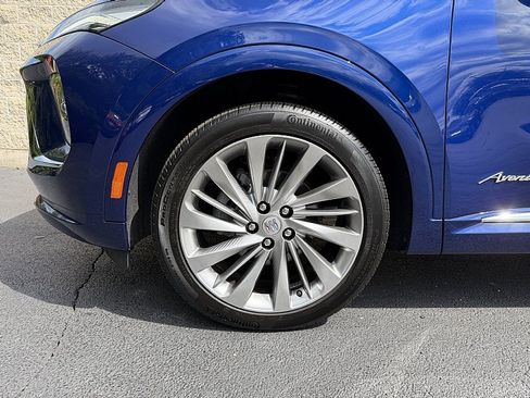 Used 2024 Buick Envision Avenir AWD/4WD image 9