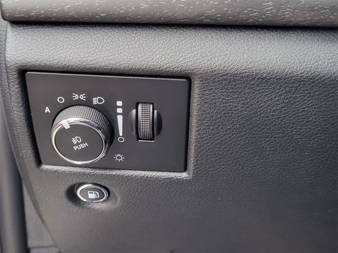 Used 2017 Jeep Grand Cherokee Laredo w/ Quick Order Package 23E image 19