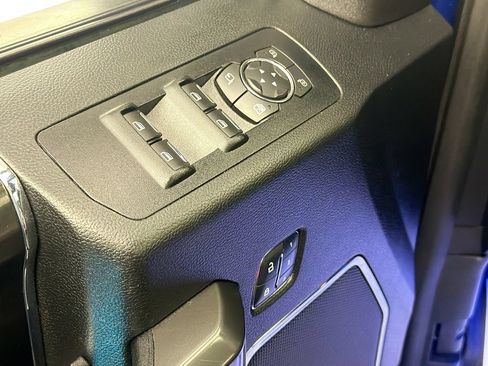 Used 2018 Ford F150 Lariat w/ Equipment Group 502A Luxury AWD/4WD image 18