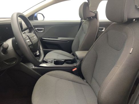 Used 2025 Kia K4 FWD image 17