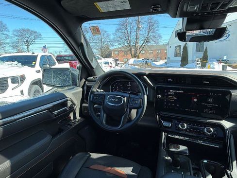 Certified 2025 GMC Sierra 1500 AT4 w/ Technology Package image 28