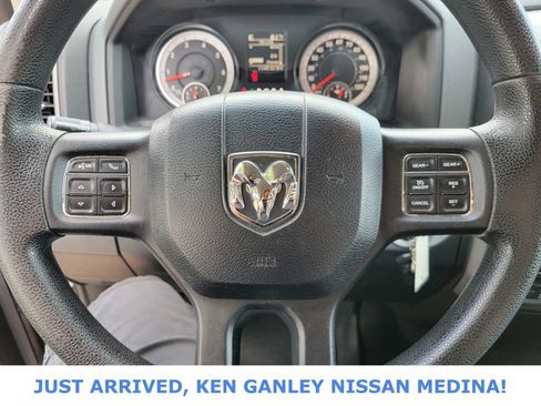 Used 2015 RAM 1500 Express AWD/4WD image 13