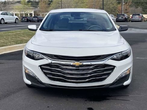 Used 2025 Chevrolet Malibu LT image 8