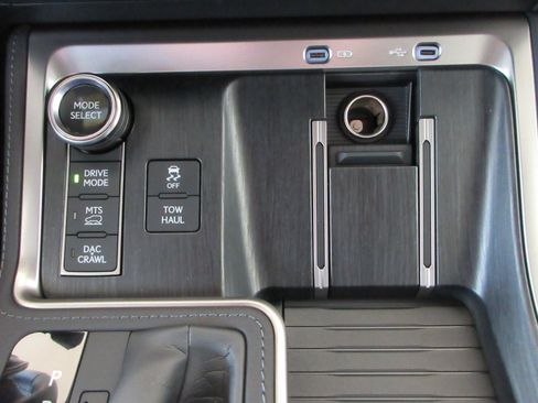 Used 2026 Lexus GX 550 AWD/4WD image 43