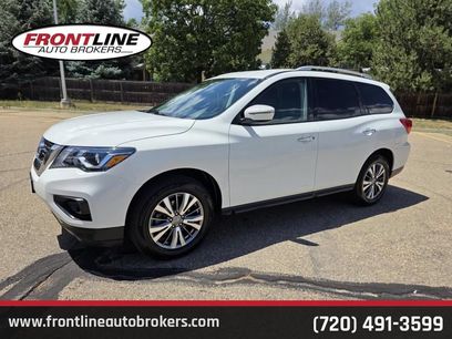 Used 2020 Nissan Pathfinder SV