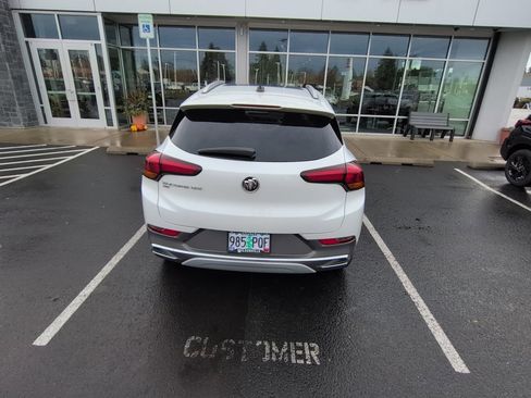 Used 2021 Buick Encore GX Essence w/ Experience Buick Package image 10