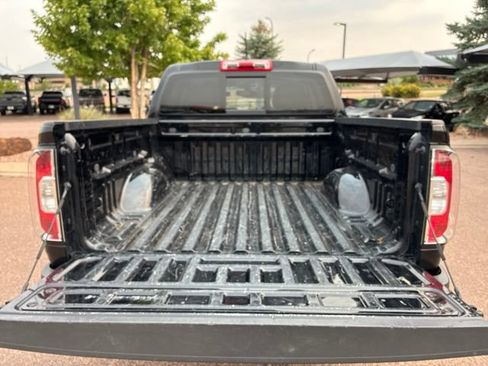 Used 2022 GMC Canyon AT4 w/ Trailering Package AWD/4WD image 17