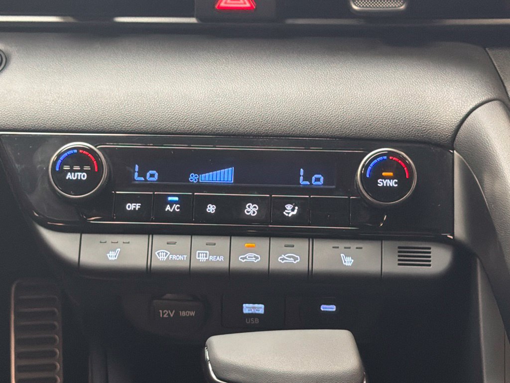 New 2026 Hyundai Elantra SEL Sport FWD image 17