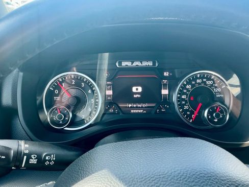 Used 2023 RAM 1500 Big Horn AWD/4WD image 29