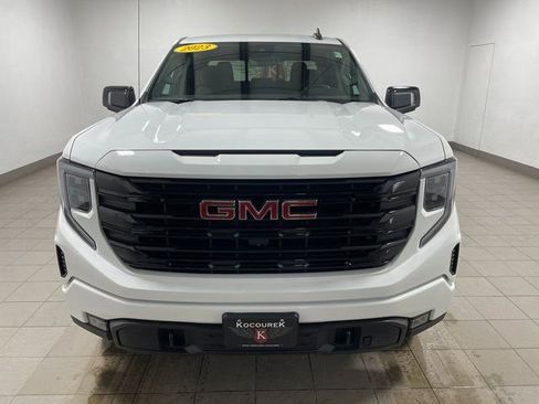 Used 2023 GMC Sierra 1500 Elevation w/ Preferred Package image 2