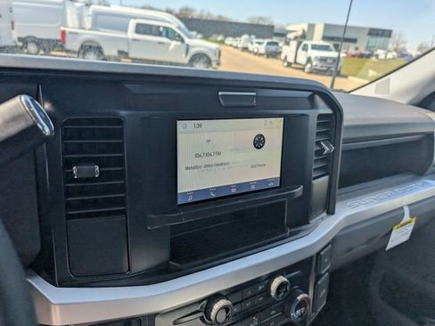 New 2025 Ford F350 XL w/ XL Chrome Package RWD image 18