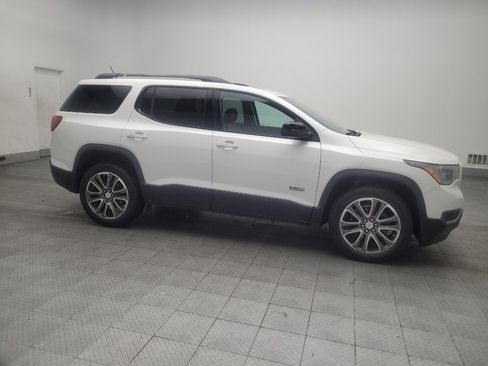 Used 2017 GMC Acadia SLT image 11