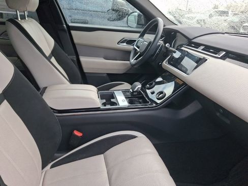 Used 2021 Land Rover Range Rover Velar R-Dynamic S image 13